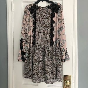 size medium fall/winter flowy dress